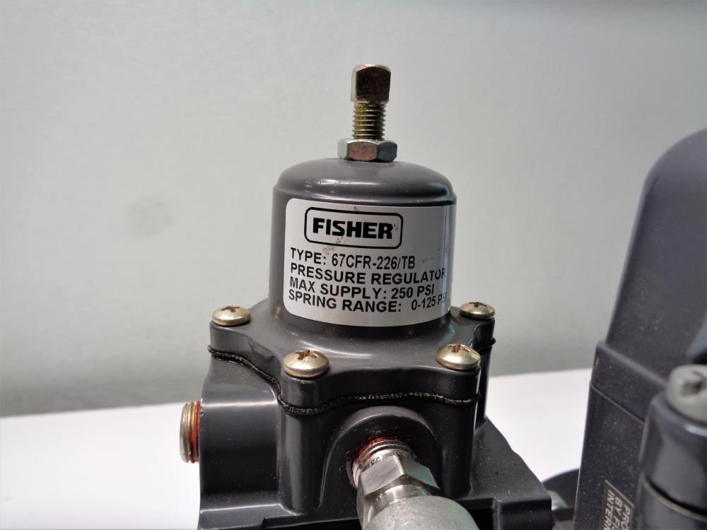 Fisher Fieldvue Digital Controller DVC2000 w/ Regulator & 120 PSIG Actuator