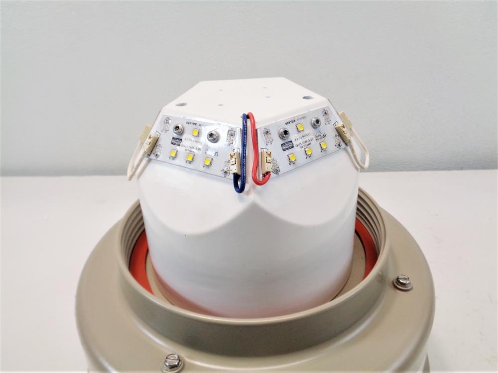 Hubbell Killark Low/High Bay 47W LED Light Fixture VM4LB630-LSP W/Globe ...