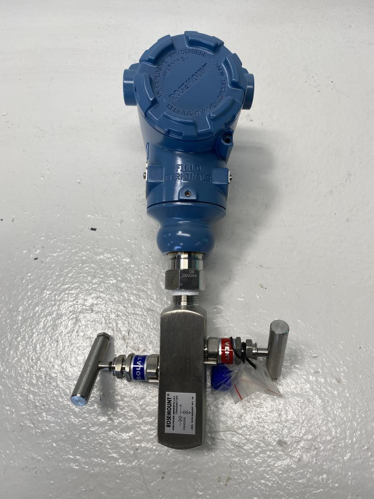 Rosemount 3051 Pressure Transmitter w/ Manifold Valve 3051TG3A2B21AB4S5E5M5Q4