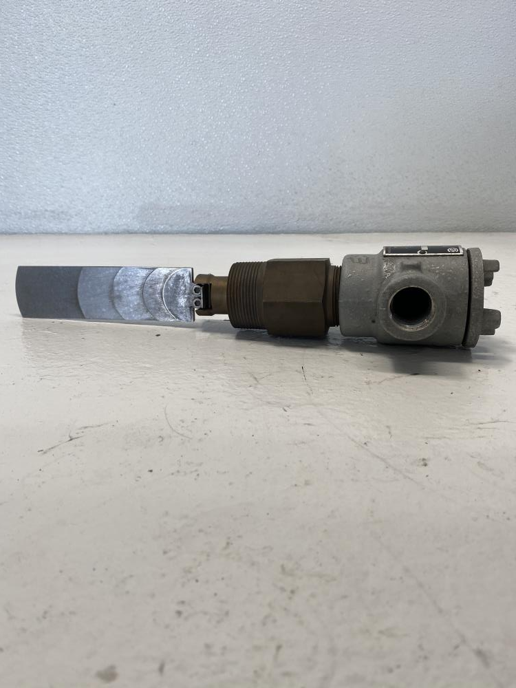 W.E. Anderson Flotect Flow Switch, V42U