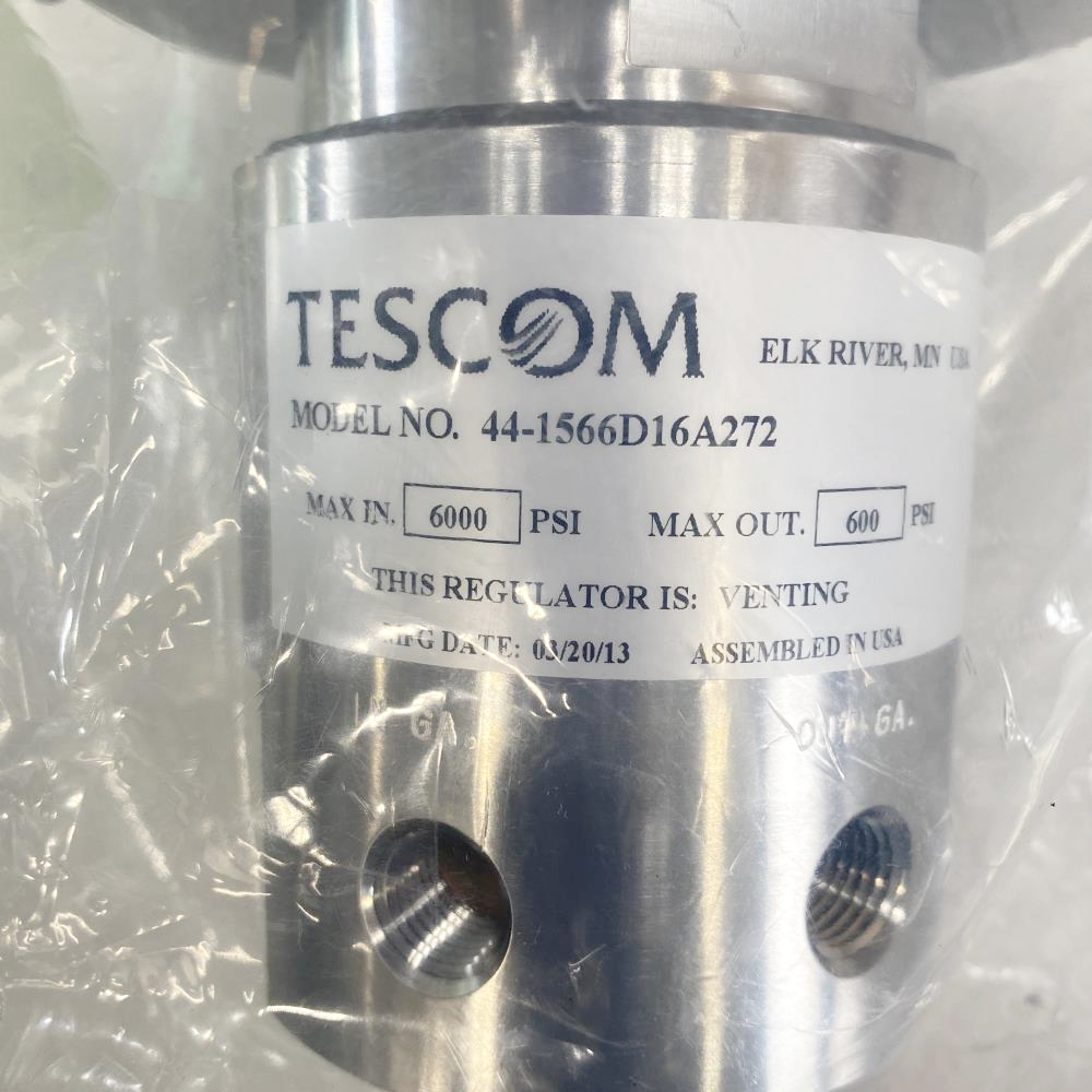 Tescom 3/8" Pneumatic Pressure Regulator 6000/600 PSI, Stainless 44-1566D16A272