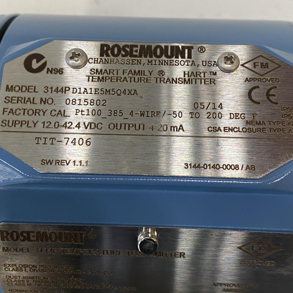 Rosemount 3144P Temperature Transmitter, 3144D1A1E5M5Q4XA W/ CS/SS Thermowell