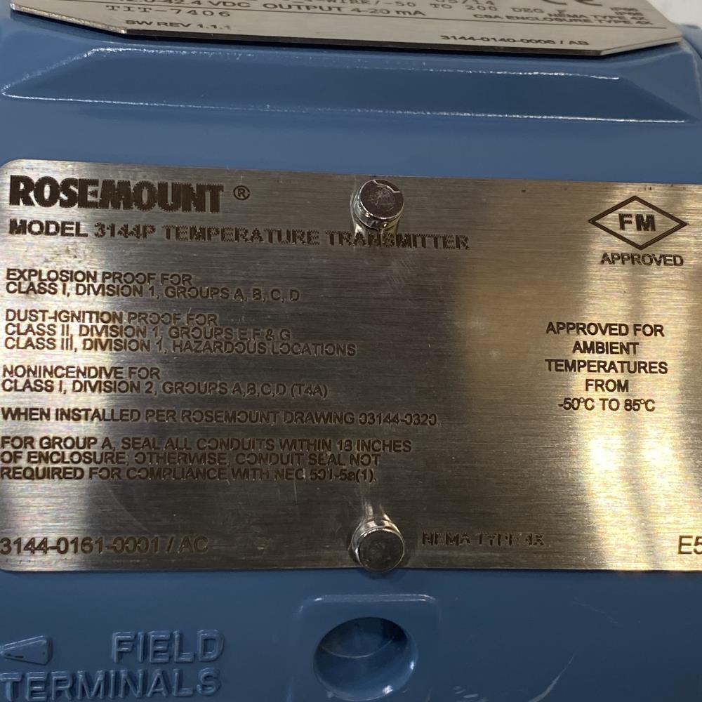 Rosemount 3144P Temperature Transmitter, 3144D1A1E5M5Q4XA W/ CS/SS Thermowell