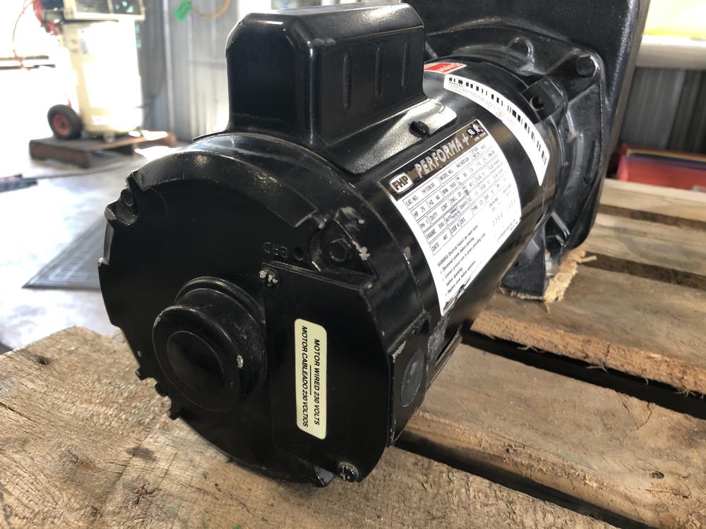 Dayton 1-1/2" NPT CI Self-Priming Centrifugal Pump 4UA69 with .75 HP Motor