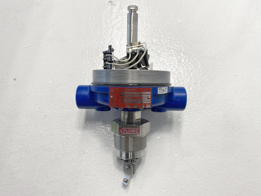 2" NPT Vane Actuated Mechanical Flow Switch F103D28AAB