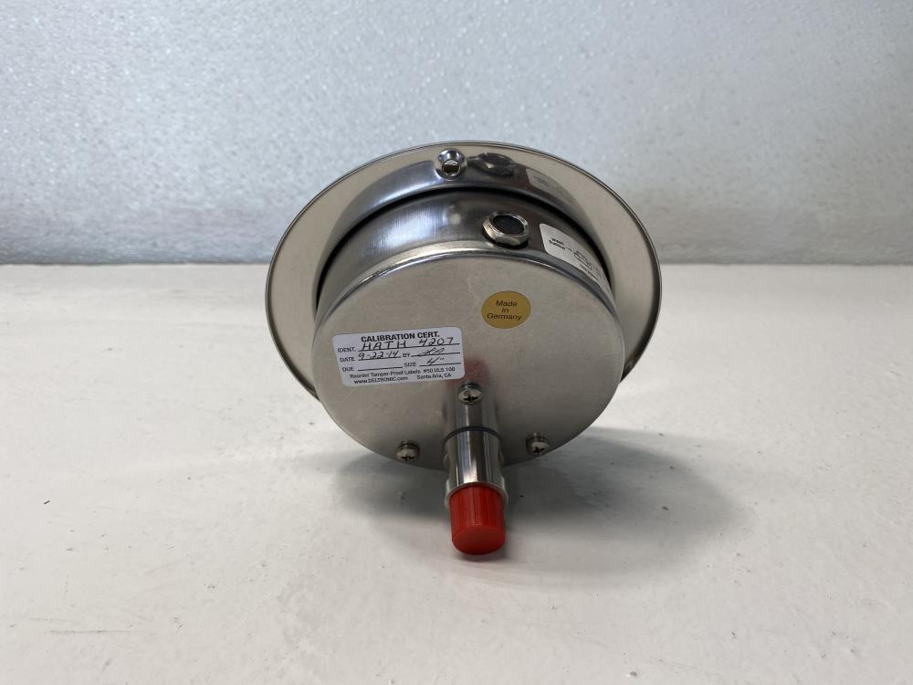 McDaniel 4” Face, 0 - 10,000 PSI Filled Hydraulic Pressure Gauge 1/4"NPT, EPP