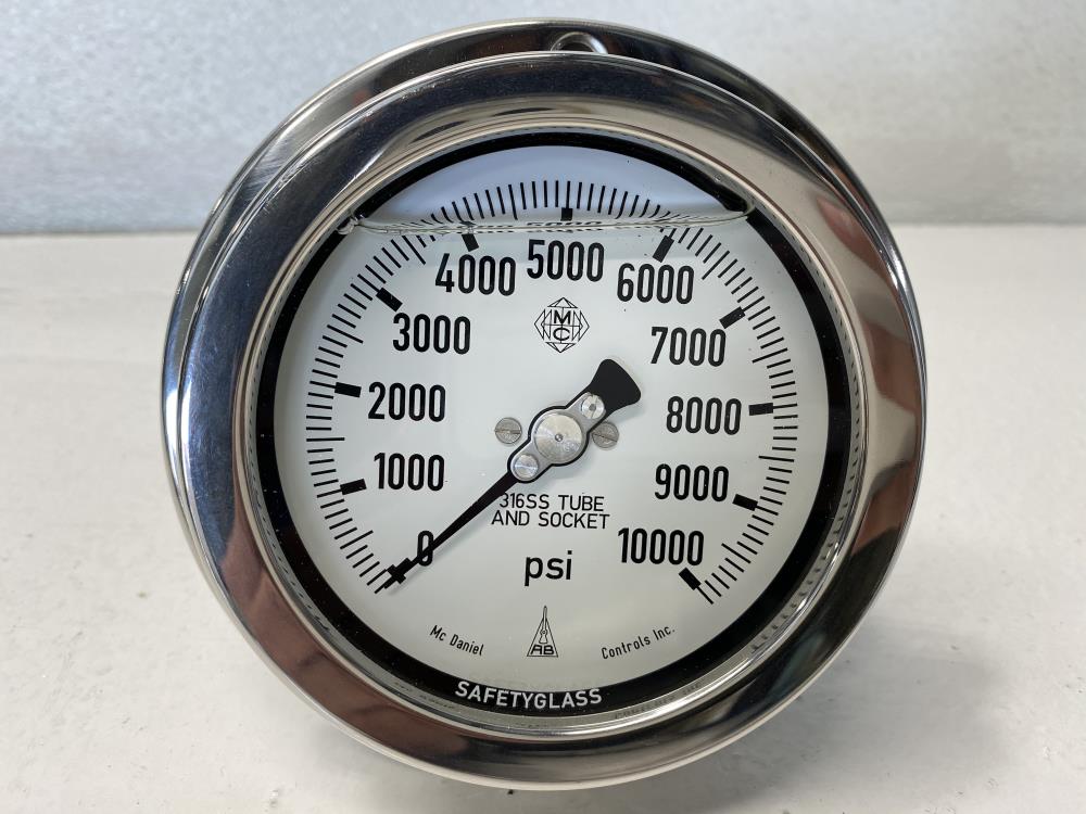 McDaniel 4” Face, 0 - 10,000 PSI Filled Hydraulic Pressure Gauge 1/4"NPT, EPP