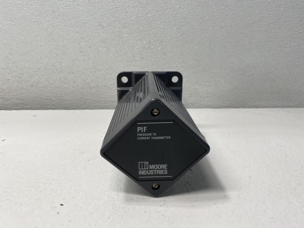 Moore PIF Pressure to Current Transmitter 3 - 15 PSI