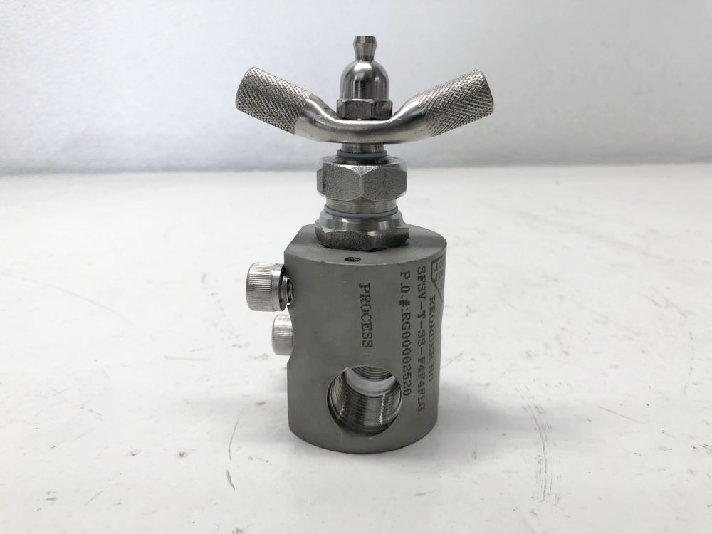 D/A 1/2" 4-Way Sampling  Valve, SFSV-T-SS-F4F4FLG