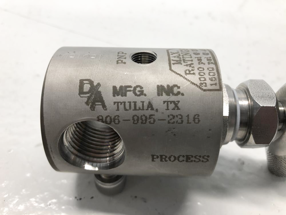 D/A 1/2" 4-Way Sampling  Valve, SFSV-T-SS-F4F4FLG