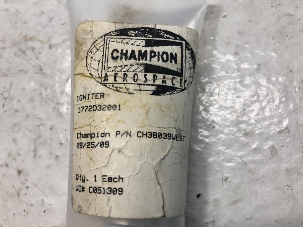 Champion CH38039 Aerospace Igniter, P/N 1772D32001