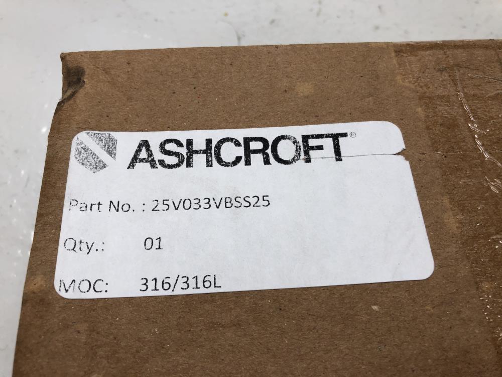 Ashcroft 1/4" NPT Stainless Steel 3-Way Manifold Valve 25V033VBSS25