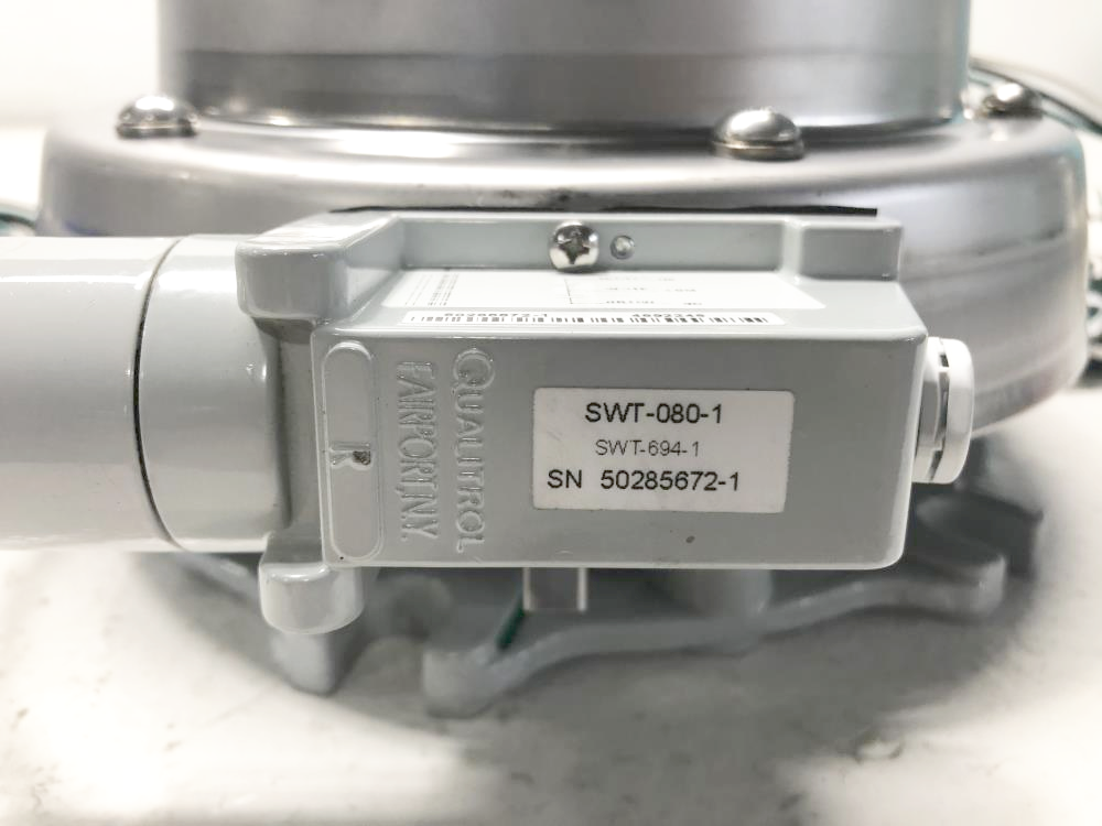 Qualitrol Pressure Relief Device, 216-001-02 CS-40317  W/ (2) Alarm Switches