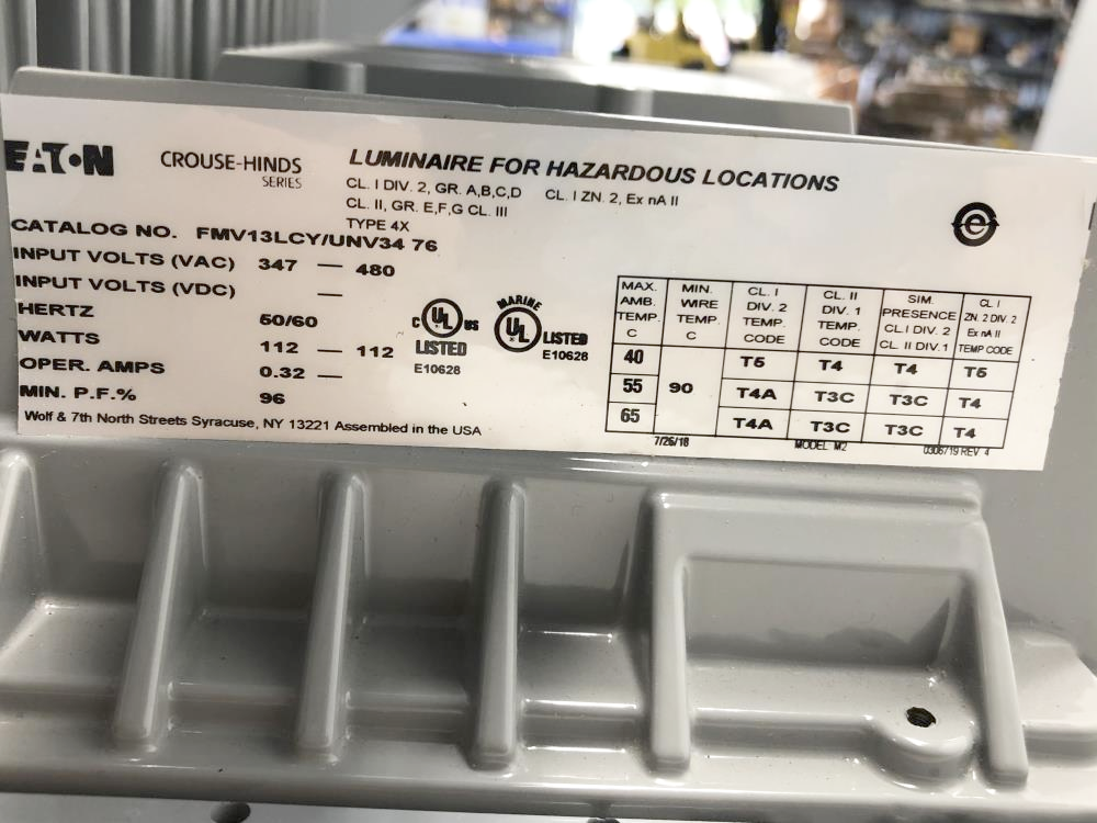 Eaton Crouse-Hinds 112W Champ LED Floodlight 347-480V Haz Loc FMV13LCY/UNV34 76