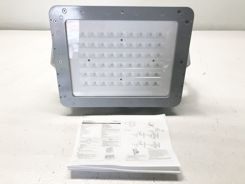 Eaton Crouse-Hinds 112W Champ LED Floodlight 347-480V Haz Loc FMV13LCY/UNV34 76