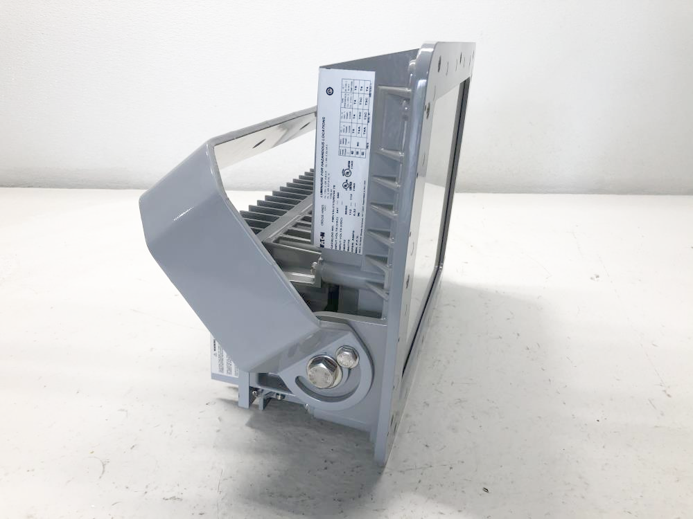 Eaton Crouse-Hinds 112W Champ LED Floodlight 347-480V Haz Loc FMV13LCY/UNV34 76