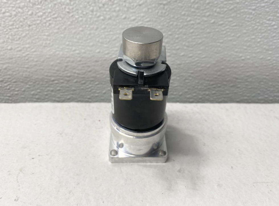 Versa 3-Way 24V Stainless Steel Solenoid Valve ESM-3011-34-ARS-E2SP-Z-38-D024