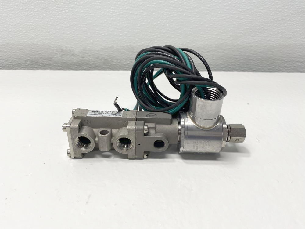 Versa 1/4" NPT 3-Way 316SS Pneumatic Directional Valve BSG-3328-316-CD-5100-D024