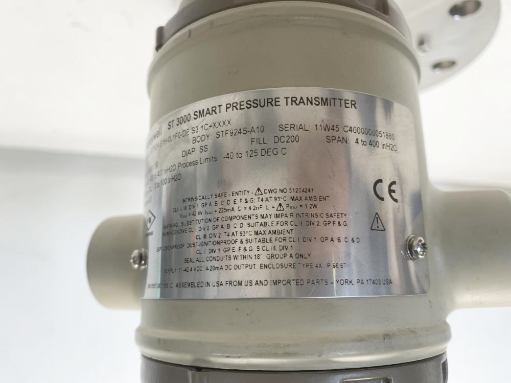 Honeywell 4" 150# ST3000 Smart Pressure Transmitter, STF924-E1H-0L1F0-DE.S3.1C