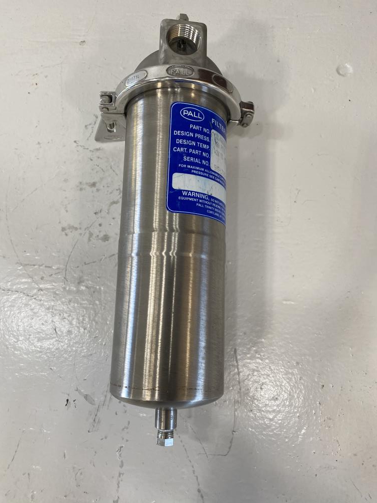 Pall 1" NPT Stainless Steel Filter Housing, CCL4001G16H13
