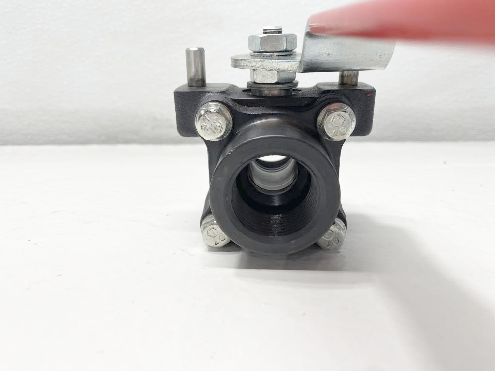 Flowserve Worcester 1" Threaded A105 Ball Valve 1 4446RTSE R2