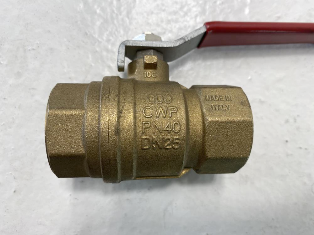 RUB 1" Threaded 2-Piece Brass Inline Ball Valves, Stainless Trim S.92