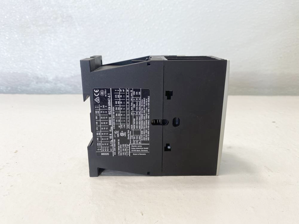 Eaton Type DILM32-10 Contactor IEC 32A, 3P, 120V AC, XTCE032C10A