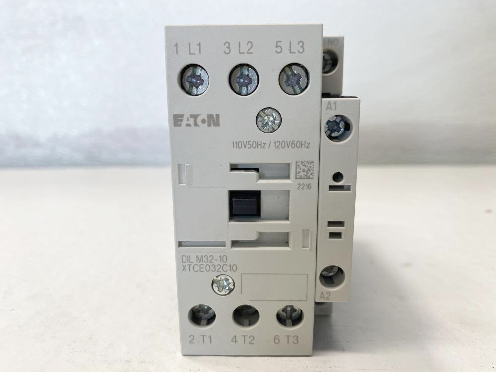 Eaton Type DILM32-10 Contactor IEC 32A, 3P, 120V AC, XTCE032C10A