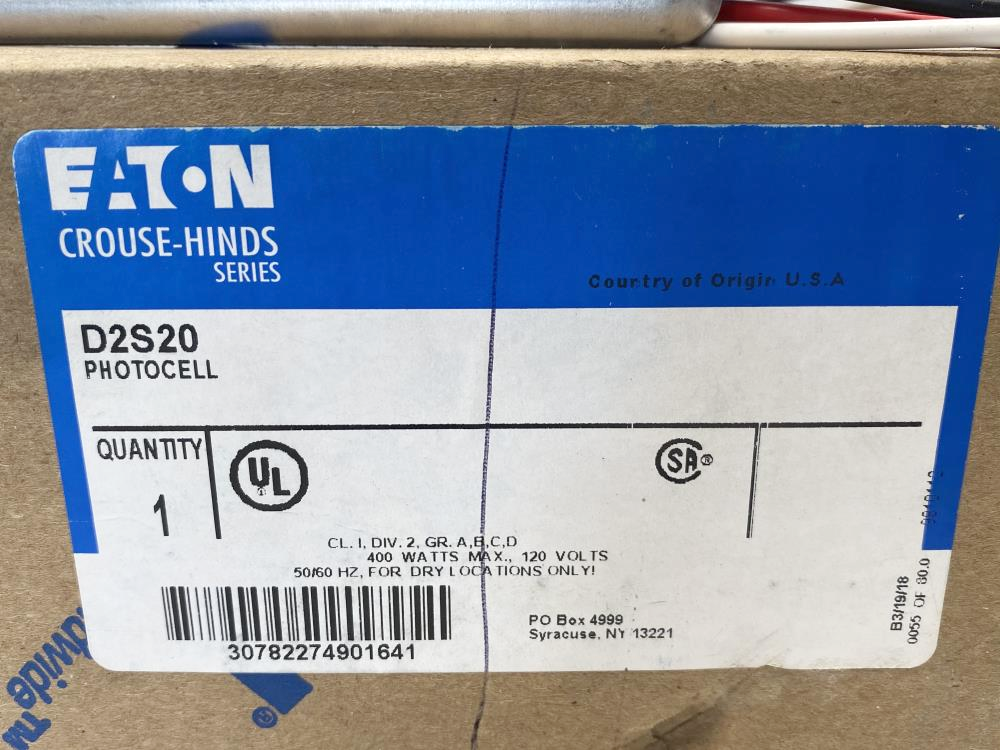 Eaton Crouse-Hinds D2S Series Photocell D2S20 W/ Thomas Research HLPC-120
