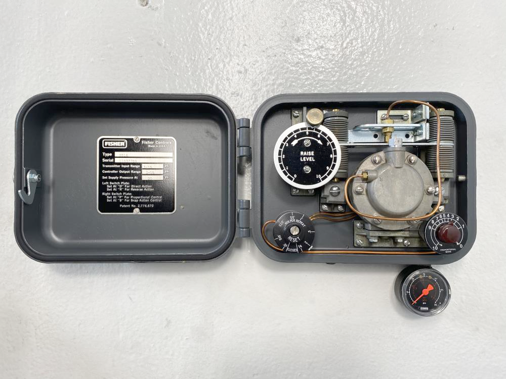 Fisher Multi-Trol 2516 Pneumatic Receiver Controller 3-15 PSIG, 20 PSI Set