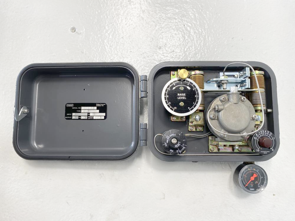 Fisher multi trol 2516 pneumatic receiver controller 3 15 psig