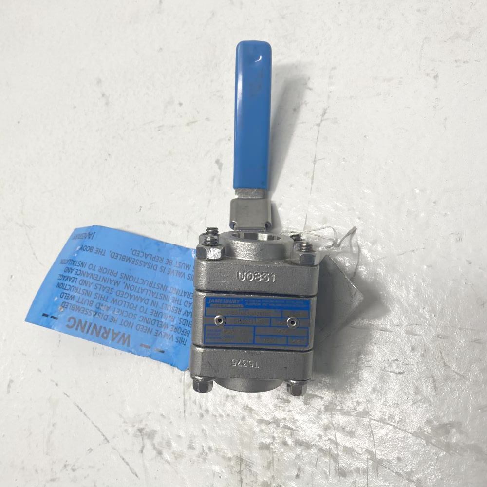 Jamesbury 1/2" Socketweld x Threaded CF8M Static Ball Valve 1/2" 4MBSTGR3600XTB2