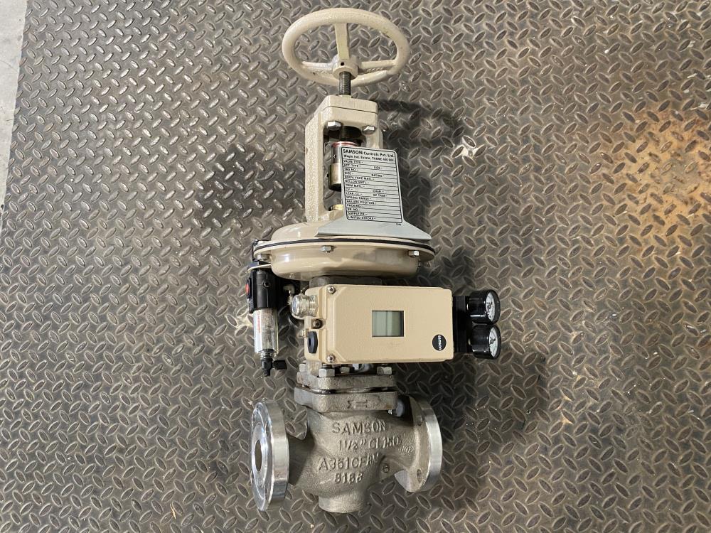 Samson 1-1/2" 150# CF8M Actuated Globe Control Valve 241-1 w/ 3730-4 Positioner