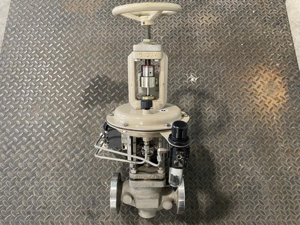 Samson 1-1/2" 150# CF8M Actuated Globe Control Valve 241-1 w/ 3730-4 Positioner