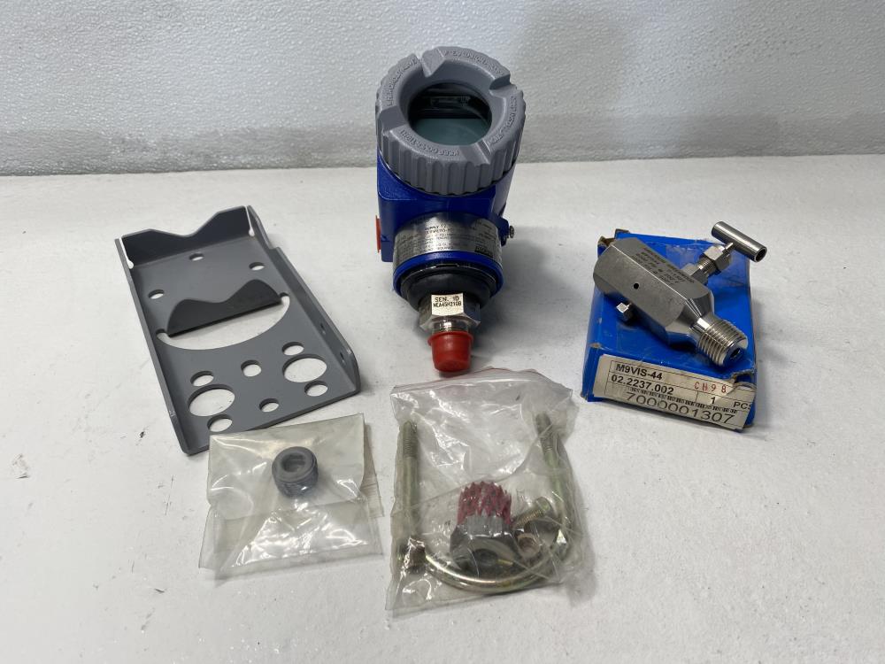 Foxboro 0-3000 PSI Pressure Transmitter IGP10-T22E1F-M1L1V3