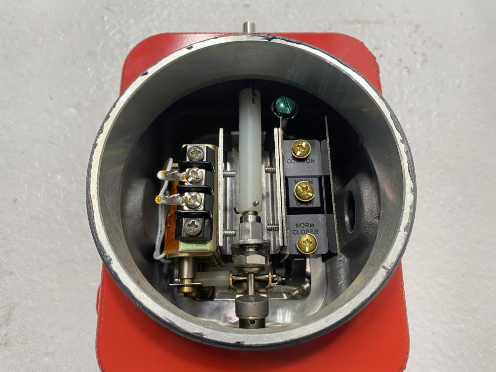 Murphy ExplosionProof Shock and Vibration Switch 24VDC, VS2EXR24