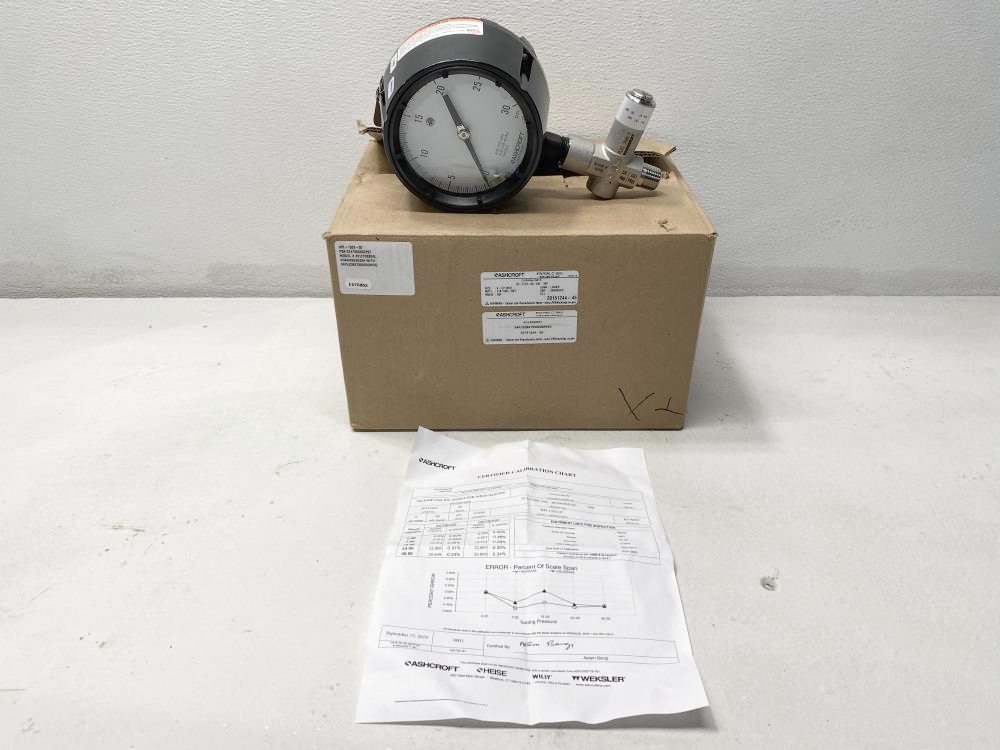 Ashcroft 4.5" Duragauge 0-30 PSI 45-1279-SS-04L-30# w/ Valve 04PL02BST500030#X5G