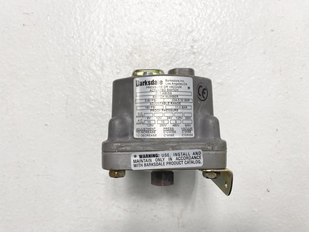 Barksdale Pressure or Vacuum Actuated Switch D1T-A80SS