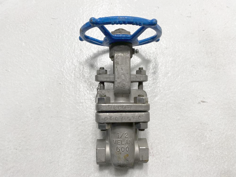 Velan 1/2" NPT 600# CF3M Gate Valve, Model D, S03-2064C-14GX