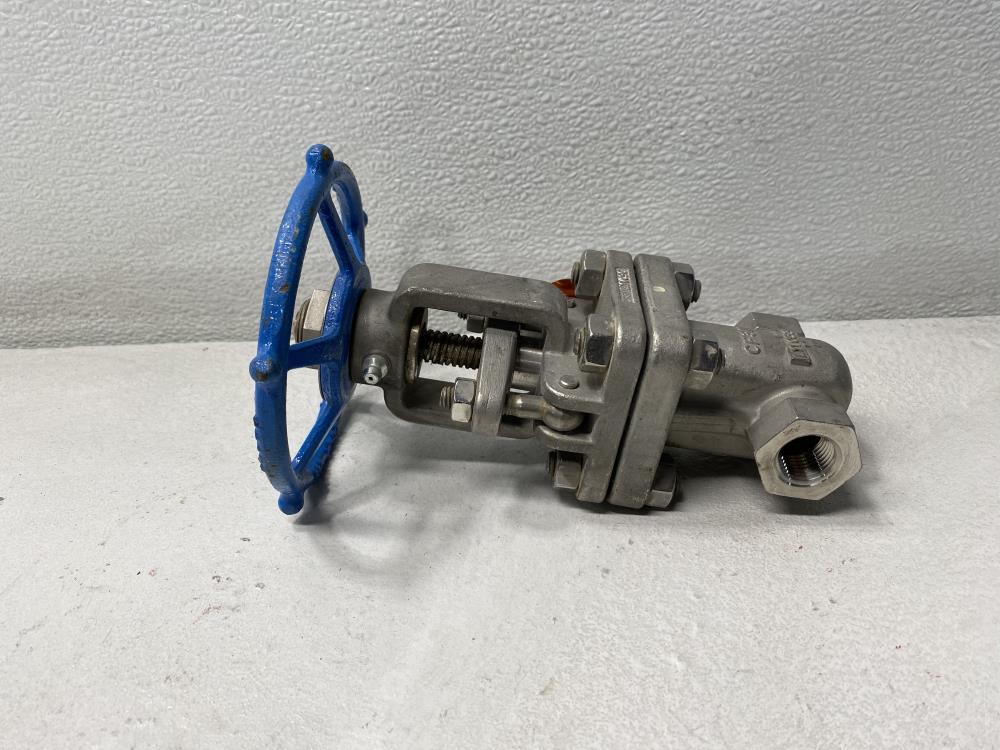 Velan 1/2" NPT 600# CF3M Gate Valve, Model D, S03-2064C-14GX