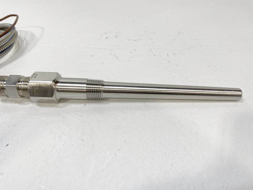 Rosemount Thermowell Sensor, Stainless Steel 114CE0055TAA2SC027A