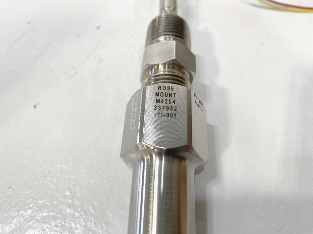 Rosemount Thermowell Sensor, Stainless Steel 114CE0055TAA2SC027A