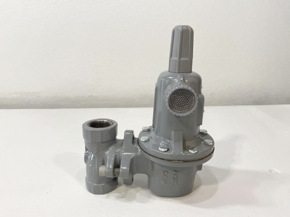 Fisher 1" NPT 627 Pressure Regulator, 1540 PSIG