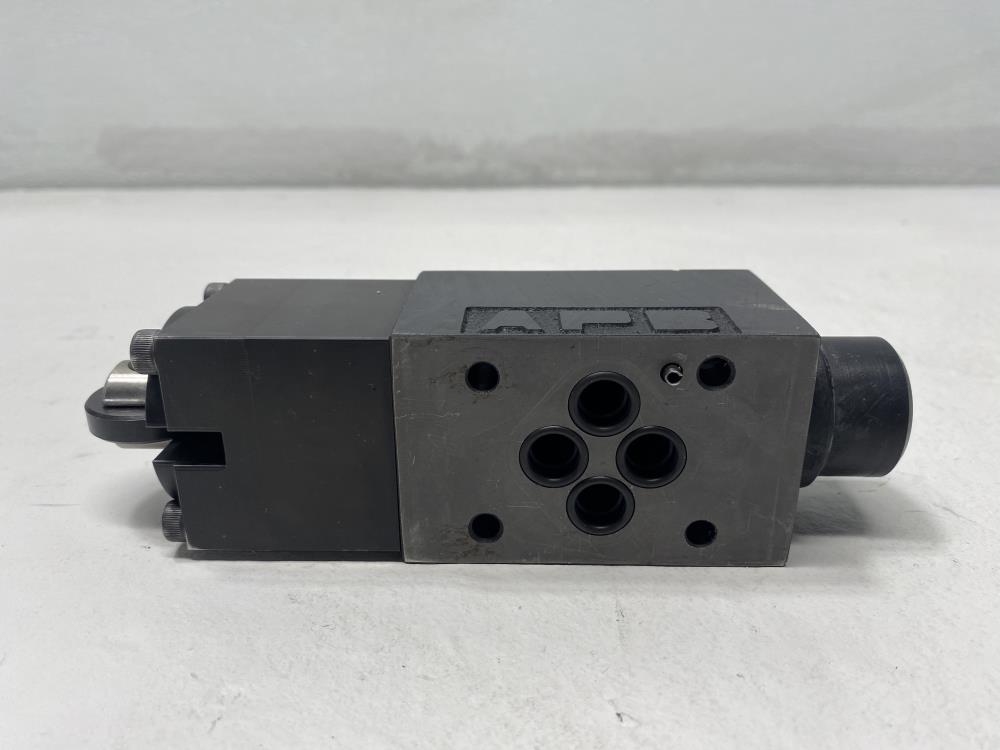 Double A Hydraulic Valve QJW-3-C-10C1