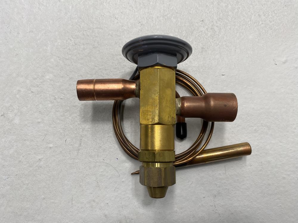 Sporlan Expansion Valve 5/8" x 11/8" ODF Solder 163528, EBSVE11CP100