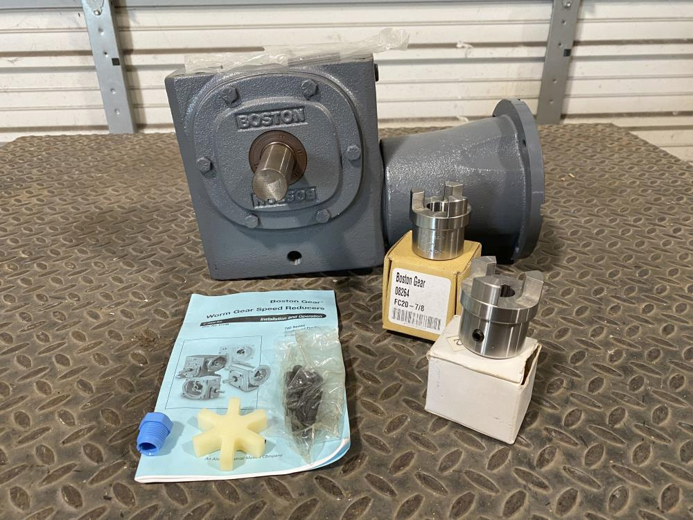 Boston 700 Series 60:1 Right Angle Gear Reducer RF726-60-B7-J