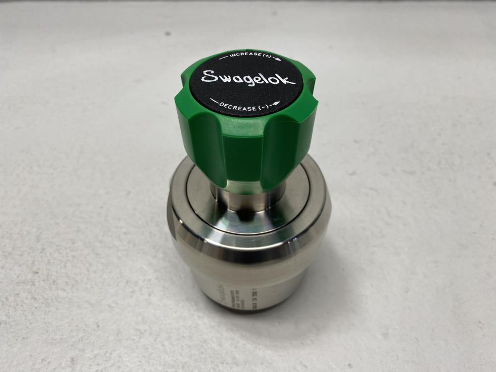 Swagelok 1/2" Stainless High Flow Sensitivity BP Regulator KFB1F0A8A8A20000