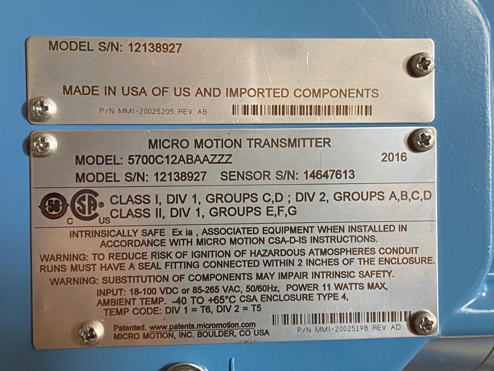 Micro Motion 1/2" 300# 316SS Coriolis Flowmeter F050A114CRBAEZZZZ w/ Transmitter