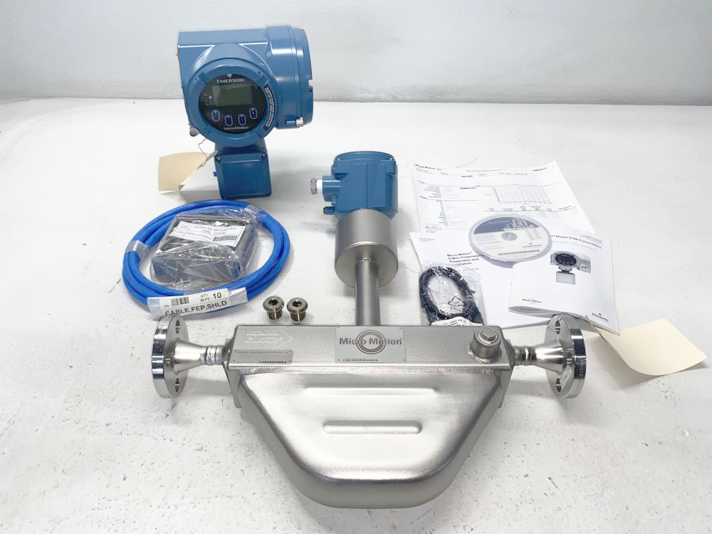 Micro Motion 1/2" 300# 316SS Coriolis Flowmeter F050A114CRBAEZZZZ w/ Transmitter