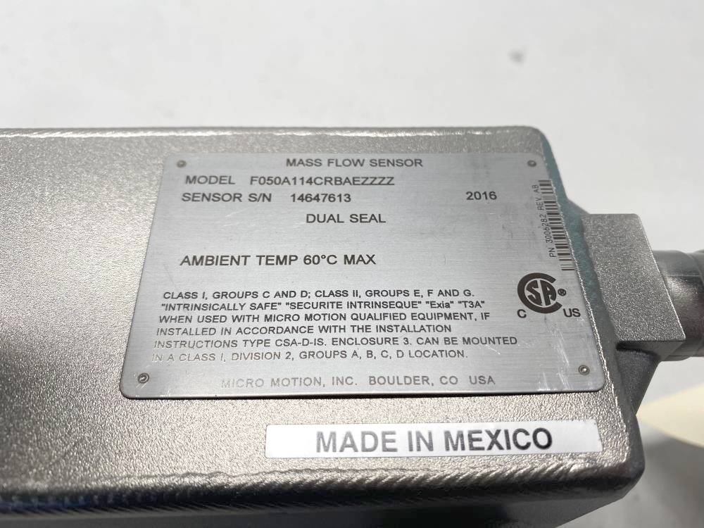 Micro Motion 1/2" 300# 316SS Coriolis Flowmeter F050A114CRBAEZZZZ w/ Transmitter